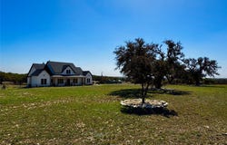 871 Blackbuck Ridge DR, Lampasas, TX 76550