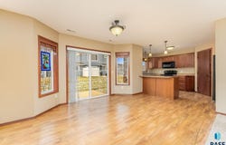 1213 N Pekin Pl, Sioux Falls, SD 57107