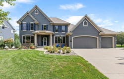 11542 Avery Drive, Inver Grove Heights, MN 55077