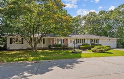 2 Julia Drive, North Providence, RI 02911