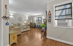 65 W Broadway, Long Beach, NY 11561