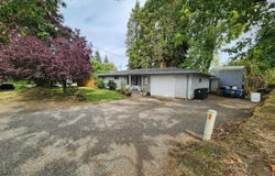 5090 WINDSOR ISLAND Rd N, Keizer, OR 97303
