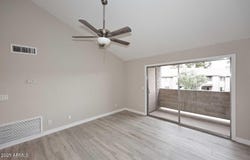 623 W Guadalupe Road, Mesa, AZ 85210
