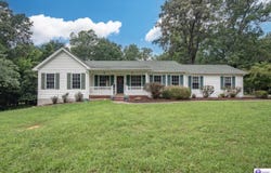 18 Glenn Eagle Road, Brandenburg, KY 40108