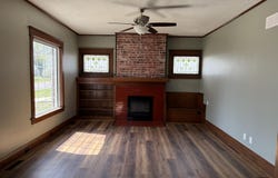 218 Dulaney St, Slater, MO 65349