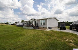 4975 Huntsville Quality Road, Lewisburg, KY 42256