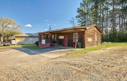 1100 N Reynolds Road, Bryant, AR 72022