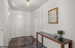 325 TENBY CHASE DRIVE, DELRAN, NJ 08075