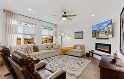 899 NE TRILLIUM Dr, Estacada, OR 97023