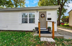 6135 Roselawn Avenue, Columbus, OH 43232