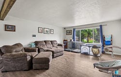 5216 W 35th St, Sioux Falls, SD 57106-1112