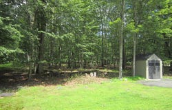 204 & Lot Mohican Road, Canadensis, PA 18325