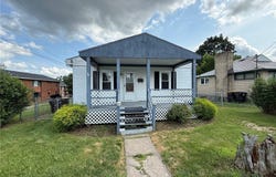 2861 Maple St, Bethel Park, PA 15102