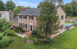 5353 Chickadee Drive, Kalamazoo, MI 49009