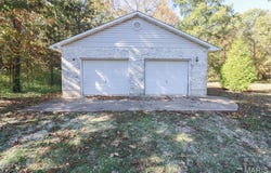 105 Oakdale Circle, Cuba, MO 65453