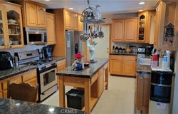 943 Berkenstock Lane, Placentia, CA 92870
