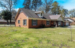 1400 W 33rd Street, Pine Bluff, AR 71603