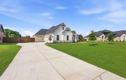 144 Chisolm Trail, Pottsboro, TX 75076