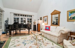 863 Gloucester Crossing, Lake Forest, IL 60045