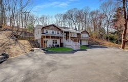 334 Bread And Cheese Hollow Road, Northport, NY 11768