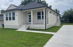 680 HUNTERBROOK Drive, Gretna, LA 70056