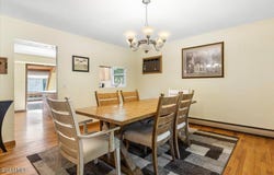 19 Chaundray Lane, Sand Lake, NY 12018