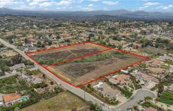 3 Moss Road, Riverside, CA 92508