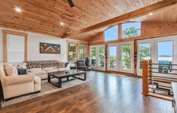 33160 Hunt Drive, Dowagiac, MI 49047