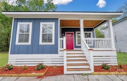 1112 E WALDBURG Street, Savannah, GA 31404