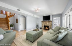 141 Cranmoor Drive, Toms River, NJ 08753