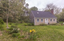 3 Willett Circle, Cataumet, MA 02534