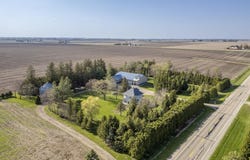 7603 N Raymond Road, Dunkerton, IA 50626