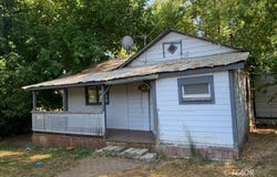 201 West Oak Ave, Hayfork, CA 96041