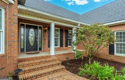 161 Greentree Drive, Broxton, GA 31519