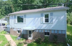 4530 Green Valley Road, Huntington, WV 25701