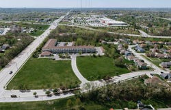 7303  Girard St, Omaha, NE 68122