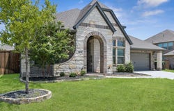 1073 Canuela Way, Justin, TX 76247