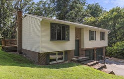 8421 WINDING WAY, WILLIAMSPORT, MD 21795