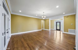 2755 Hornsby Loop, Bolivar, TN 38008