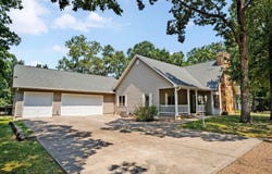 25288 County Road 246, Hermitage, MO 65668