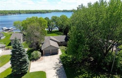 12296 Hart Avenue NW, Annandale, MN 55302