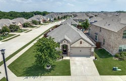 1364 Lake Grove Drive, Little Elm, TX 75068