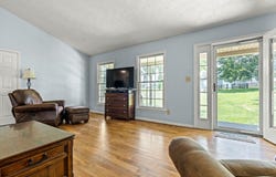 2714 Pea Ridge Road, Waddy, KY 40076