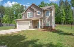 157 Amhurst, West Point, GA 31833