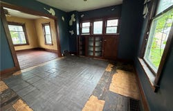 235 Iddings Avenue SE, Warren, OH 44483
