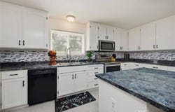 18685 Oak Grove, Hidden Valley Lake, CA 95467