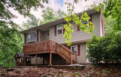 5 Lake Lane, Nitro, WV 25143