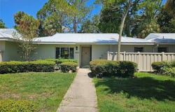 11493 W Bayshore Drive, Crystal River, FL 34429