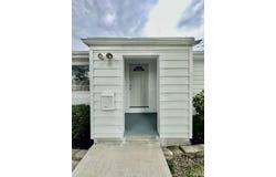 5707 Fairfield Avenue, Fort Wayne, IN 46807-3407