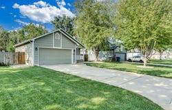 607 Deerfield, Valley Center, KS 67147
